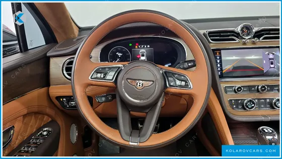 BENTLEY BENTAYGA 4.0 V8 AZURE