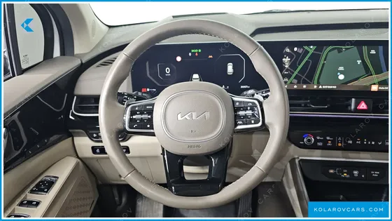 KIA CARNIVAL GASOLINE 7-SEATER HI LIMOUSINE