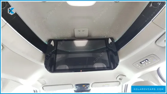 KIA CARNIVAL GASOLINE 7-SEATER HI LIMOUSINE