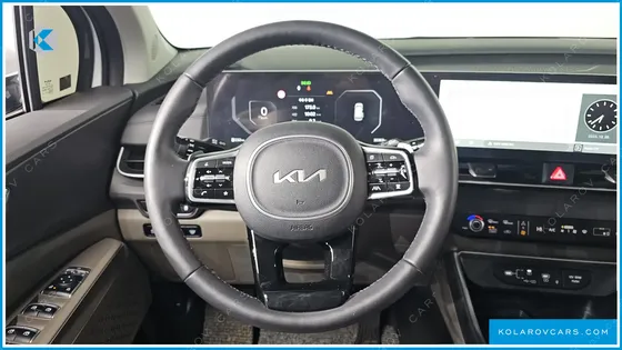 KIA CARNIVAL 9-SEATER NOBLESSE