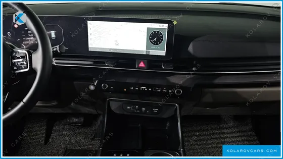 KIA CARNIVAL 9-SEATER NOBLESSE
