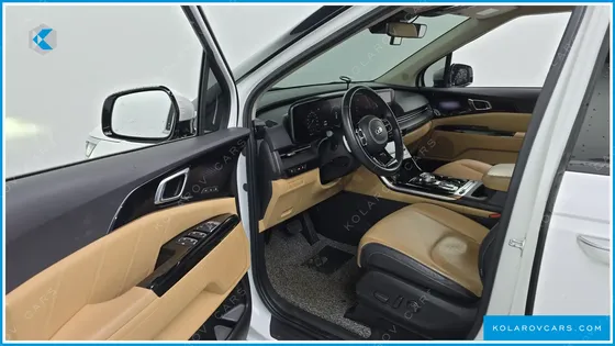 KIA CARNIVAL 9-SEATER SIGNATURE