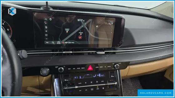 KIA CARNIVAL 9-SEATER SIGNATURE