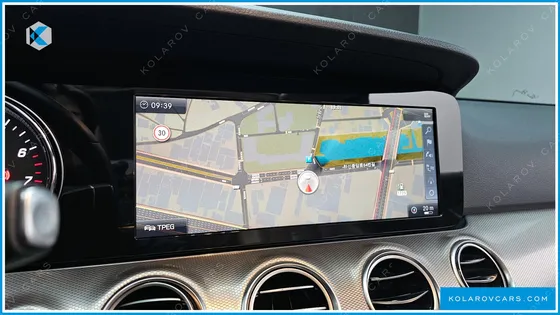MERCEDES E-CLASS E200 AVANTGARDE