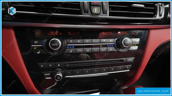 BMW X6M 4.4