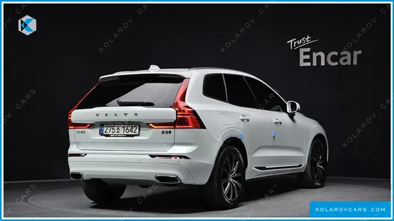 VOLVO XC60 B5 INSCRIPTION