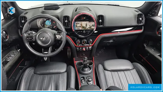 MINI COUNTRYMAN JCW LAUNCH PACK