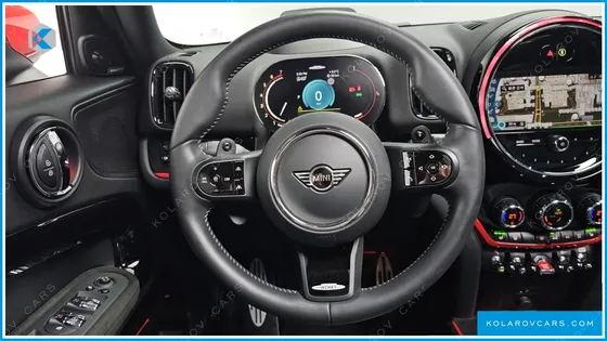 MINI COUNTRYMAN JCW LAUNCH PACK