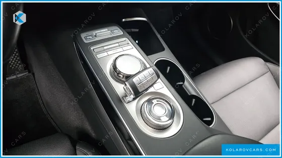GENESIS GV70 2.5T GASOLINE 2WD