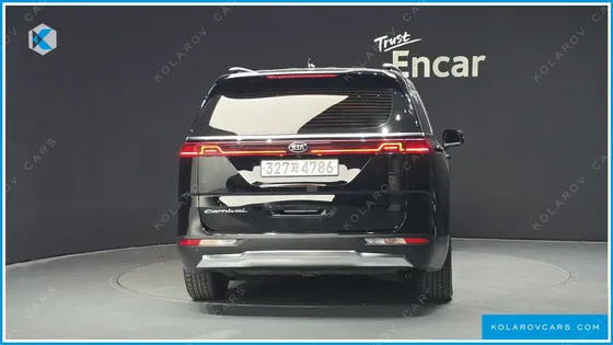KIA CARNIVAL 9-SEATER NOBLESSE